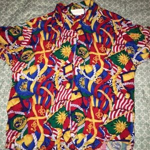 Very busy T-shirt button up